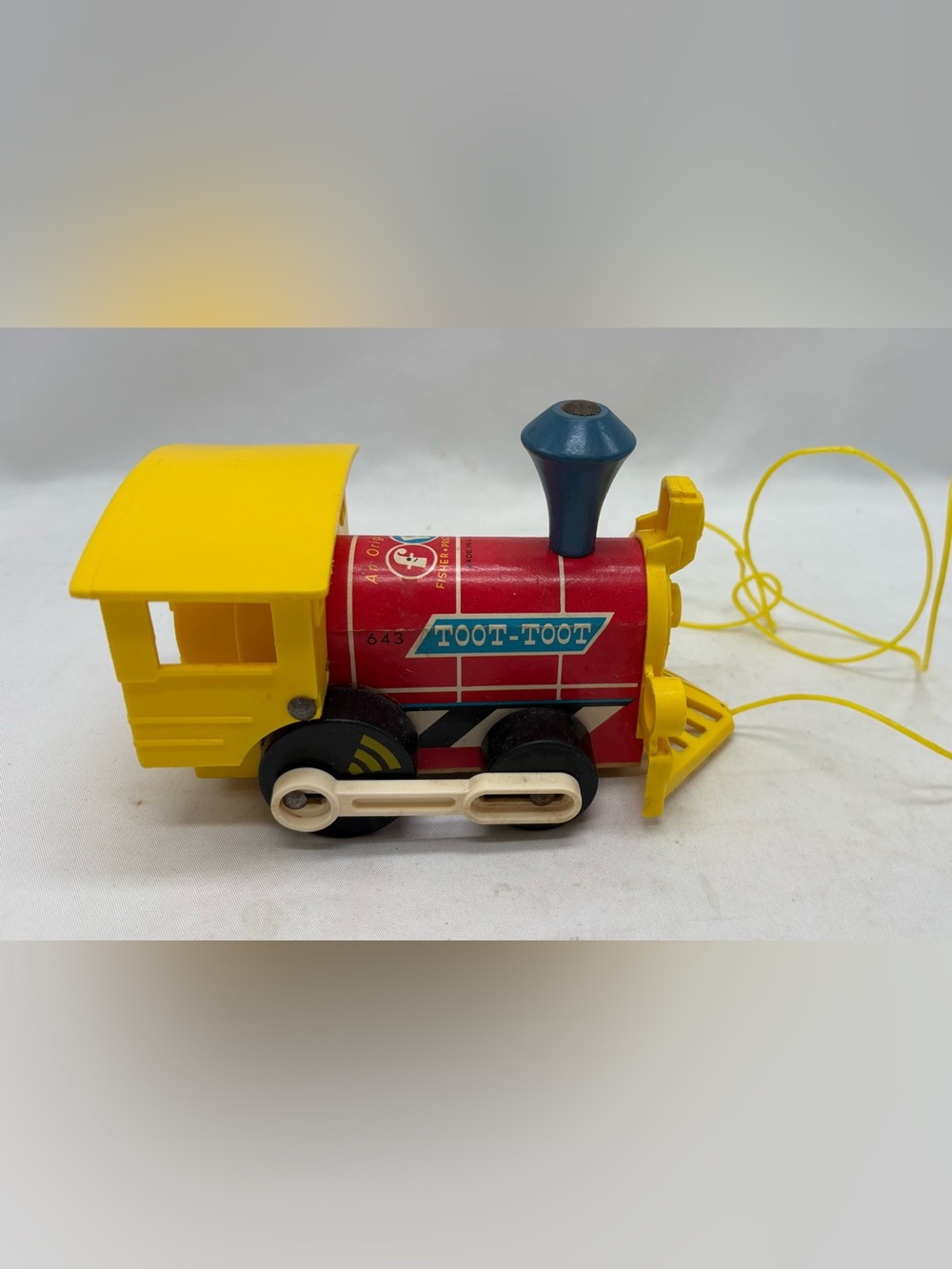 Vintage Fisher Price Toot-Toot Engine 643 Pull Toy Train Wood Plastic Red Yellow